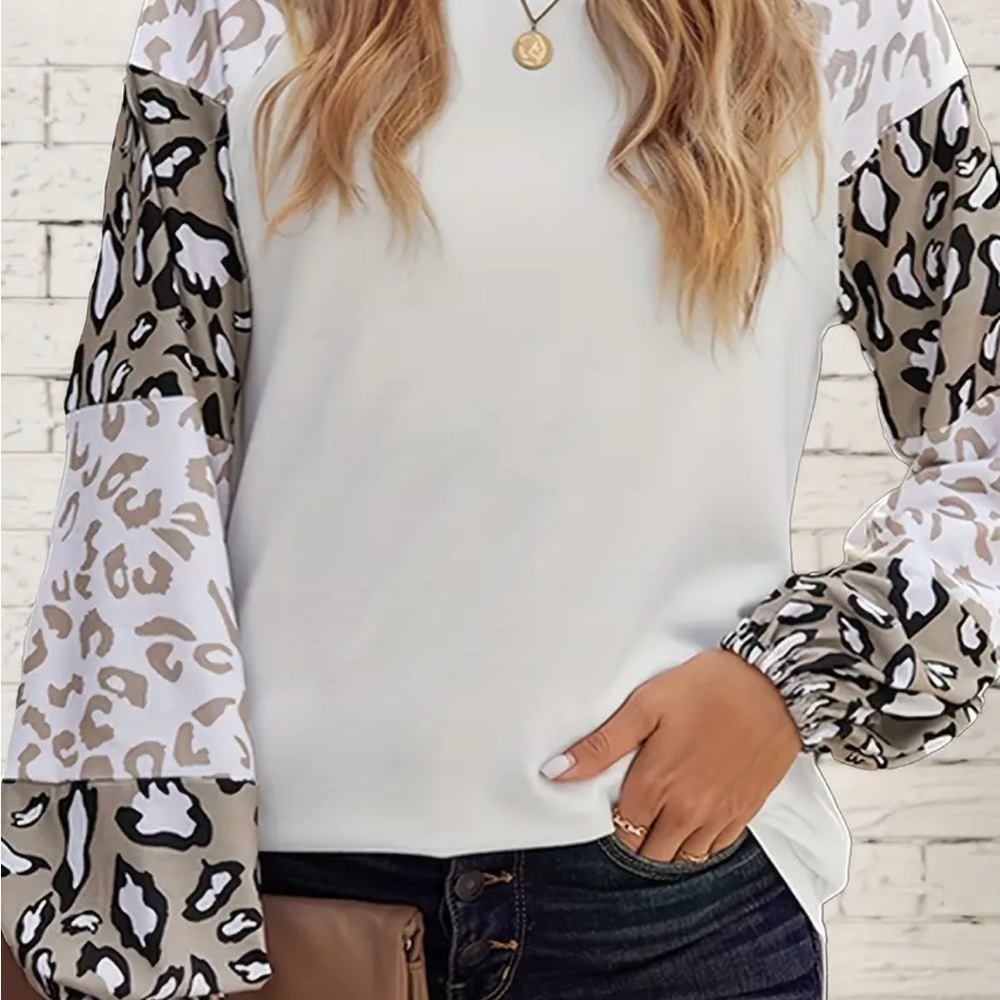 Stylish Women's Leopard Print Sleeve Top - Picture 4 of 5